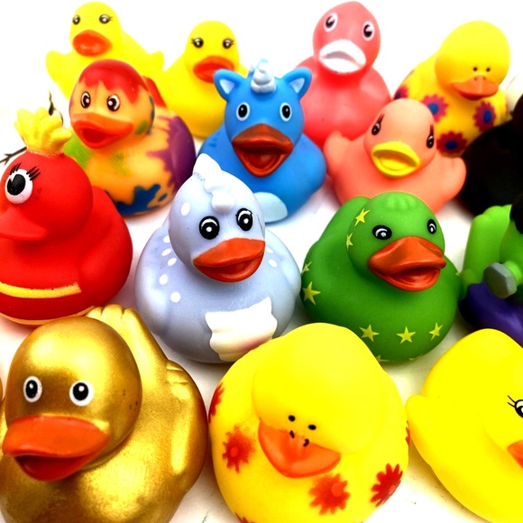 Rubber Duck Lot of 22 Toys Children Kids Jeep Assorted Bathtub Duckies Toddlers - Picture 3 of 6